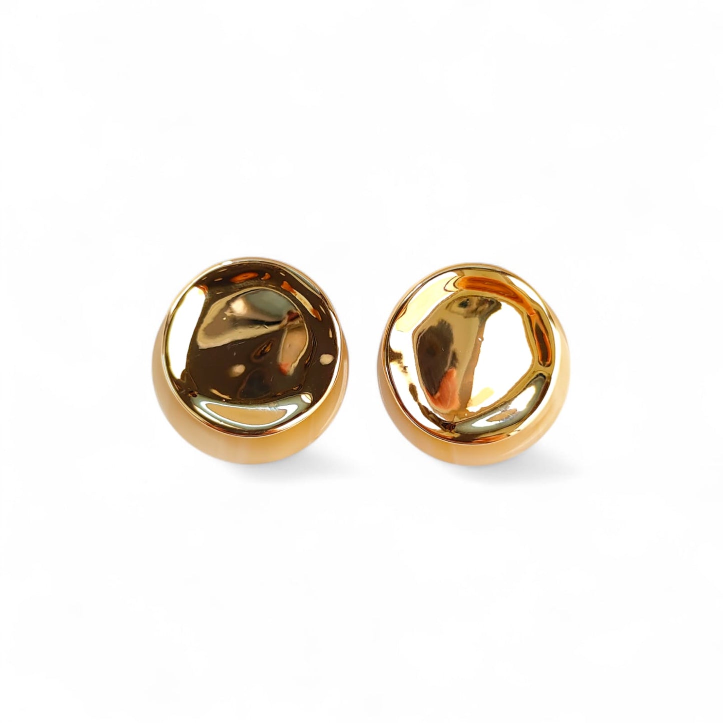ROUND SHAPE STONE STUD