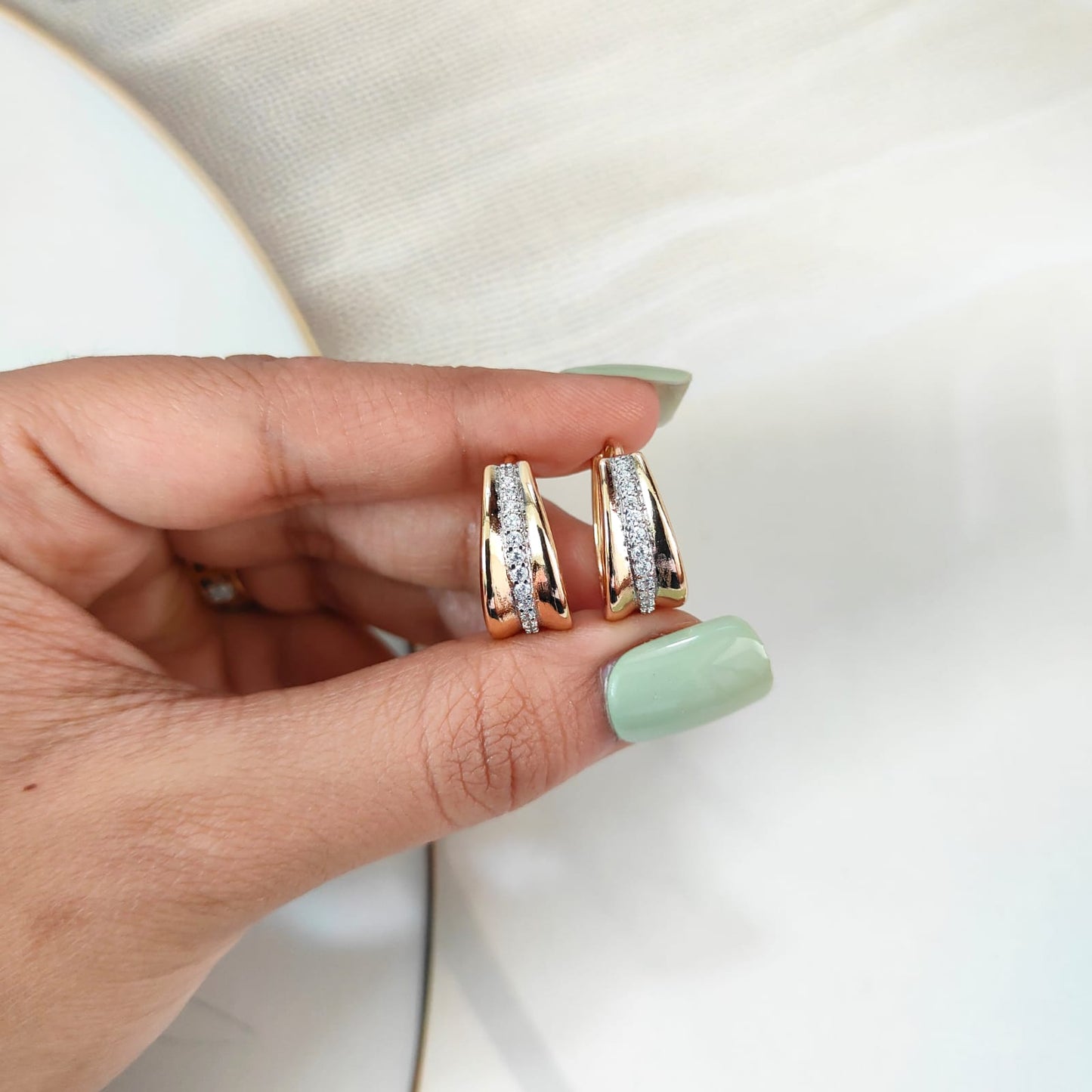 CRYSTAL HOOPS