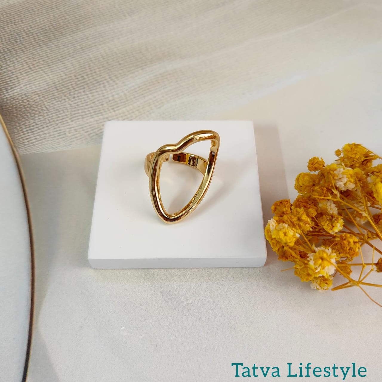 BOLD RING