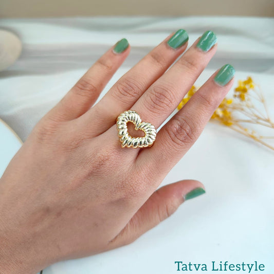 STATEMENT HEART RING