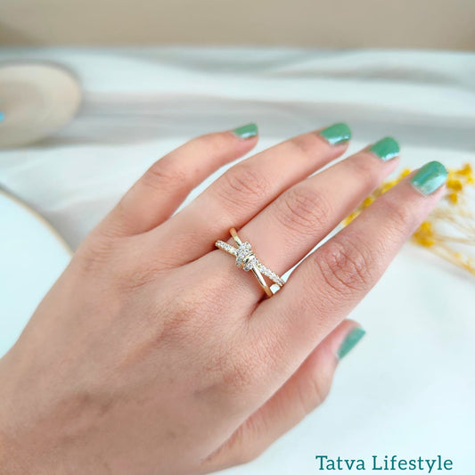 DOUBLE LINE CROSS RING